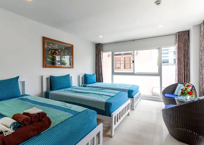 Parvena Sathorn Hotel 3*