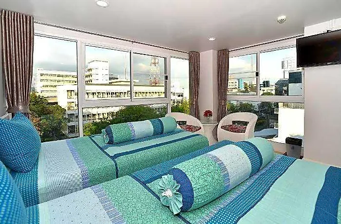 Parvena Sathorn