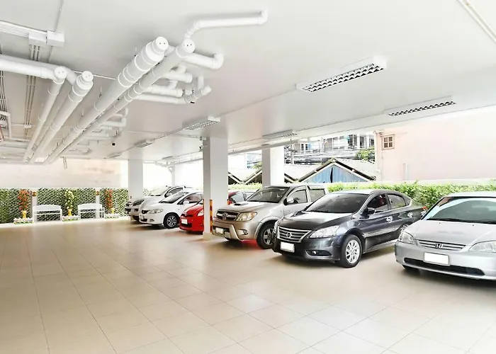Hotel Parvena Sathorn 3*