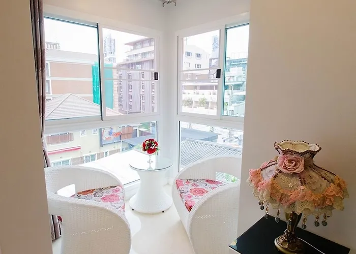 Hotel Parvena Sathorn 3*